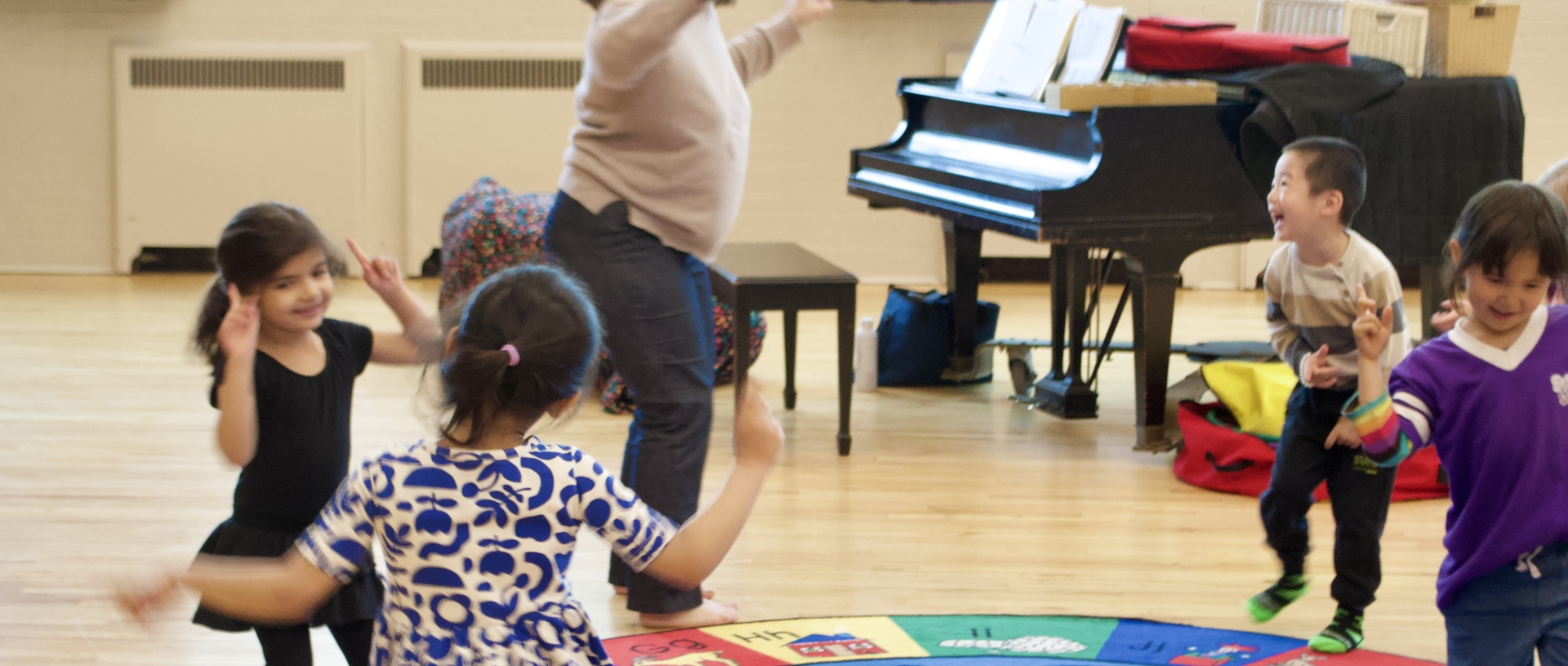 A Dalcroze Eurhythmics class at Powers Music School