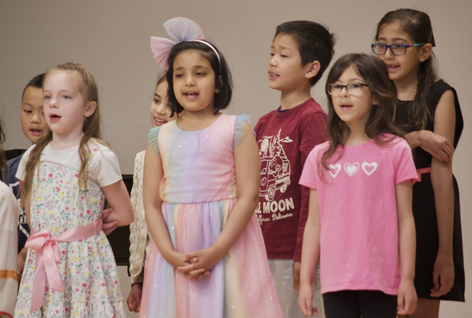 Singing for Kids students at Powers Music School