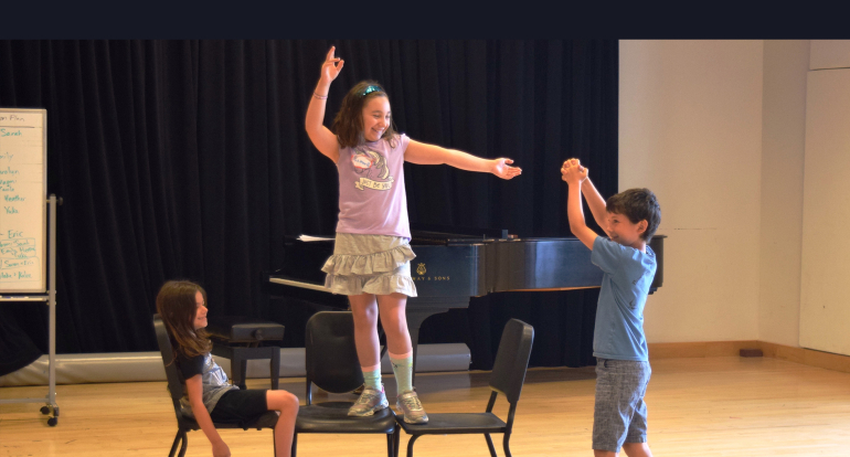 Kids writing their own opera at Opera Kids summer day program