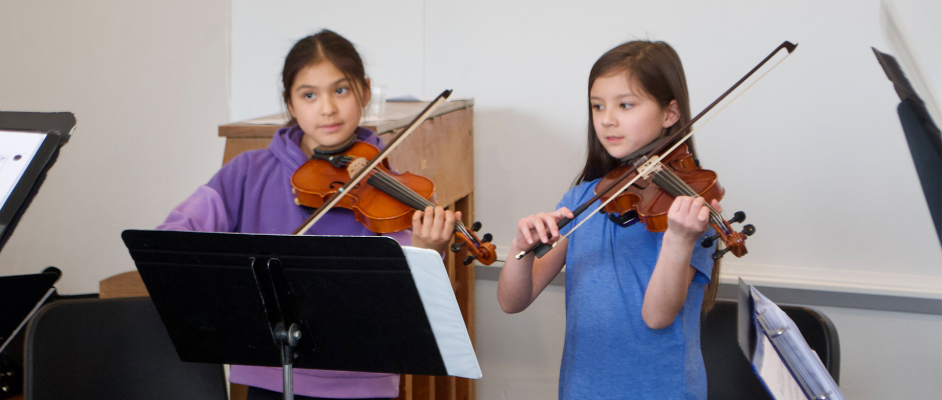 students playing violin