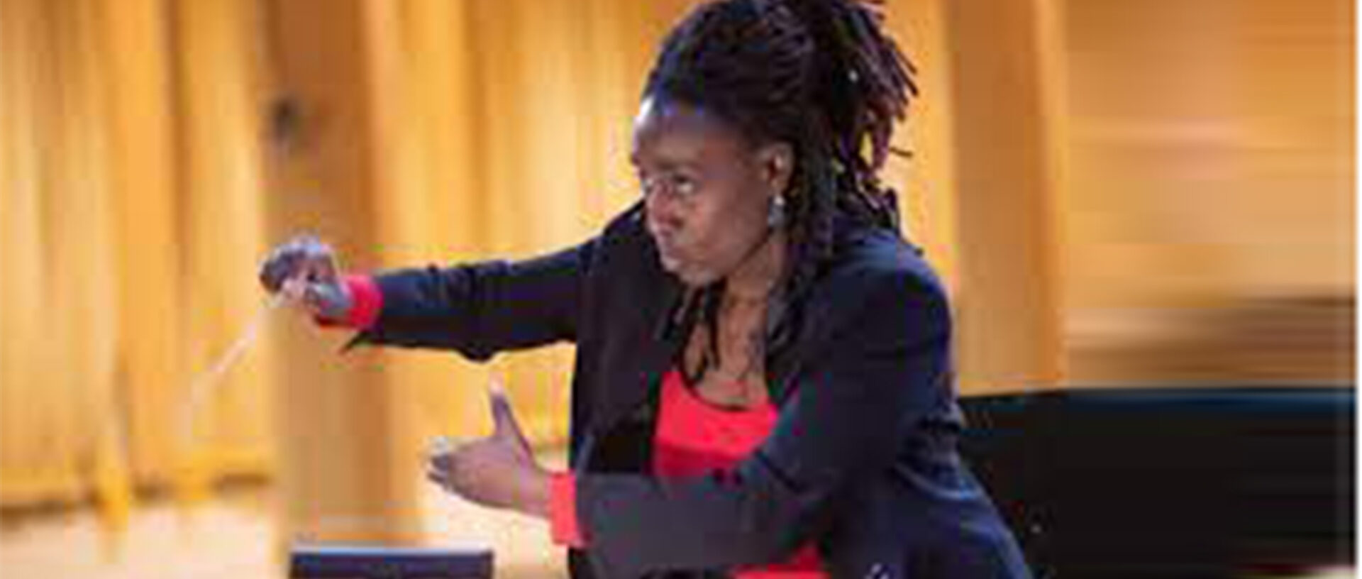 Marshunda Smith, conductor of Belmont Community Orchestra